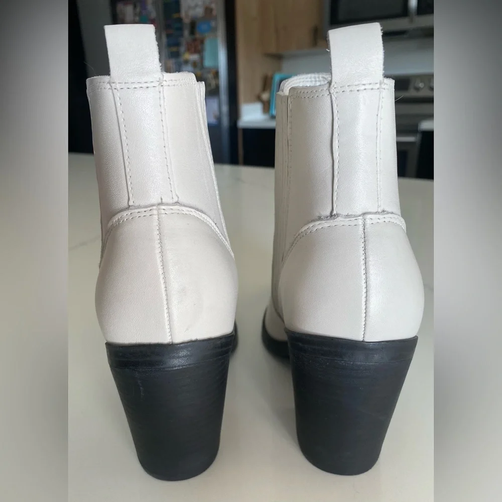 NWOT Marc Fisher Women's Matter Block Heel White Pointed Toe Booties Ankle Boots - Picture 7 of 12